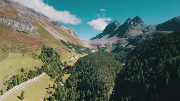 瑞士阿尔卑斯山阿尔卑斯山顶上的空中观景山谷 — 图库视频影像