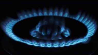 Karanlık Arkaplanda Yakıcı 'da Gaz Ateşleme, Yakın plan
