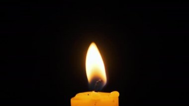 Alfa Kanallı Mum Ateşi