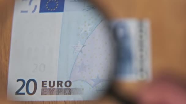 Venti euro sotto lente d'ingrandimento — Video Stock