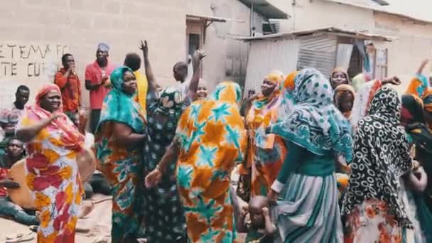 African Wedding, Many Local Women in Traditional Clothes Dance, Zanzibar, Africa — Stock Video