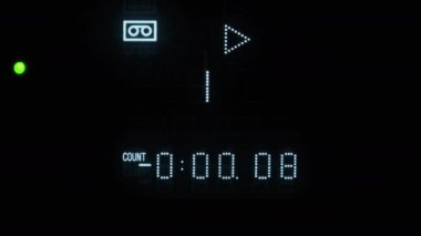 Videodaki Elektronik Dijital Sayaç Zamanı Sayıyor, Retro Öncü Göstergesi