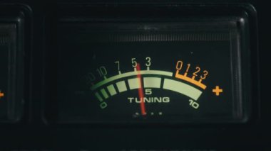 Teyp Kaydı ve Vintage Analog Göstergesinde Ok VU Ölçer