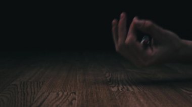 Aşırı doz, El Düşüşü Bağımlılığı, Uyuşturucu Şırıngası Düşüşü