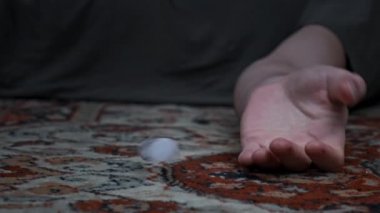 Şırınga Şırıngası Şırıngası Şırıngayla Yere Düştü