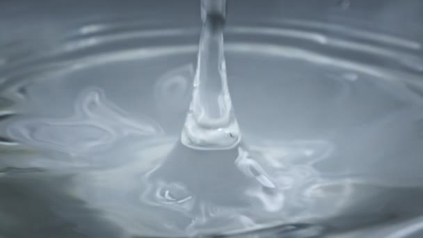 Water Drop Falls Water Surface Slow Motion Super Macro Shot — Stock Video