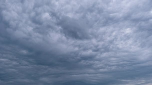 Timelapse Dramatiska Stormmoln Rör Sig Skyn Mörka Cumulusmoln Ändrar Form — Stockvideo