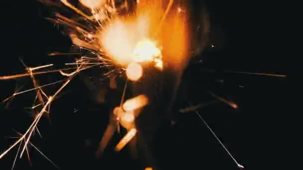 Lightening Sparkler Black Background Slow Motion Macro Shot Sparks Gunpowder — Stockvideo