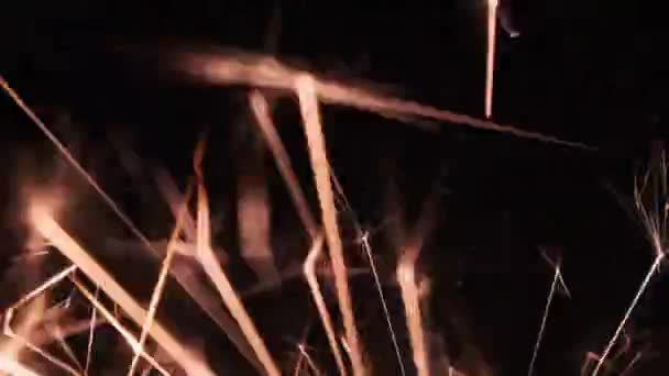 Faíscas Sparkler Fundo Preto Partículas Soldadura Partículas Metal Quente Uma — Vídeo de Stock