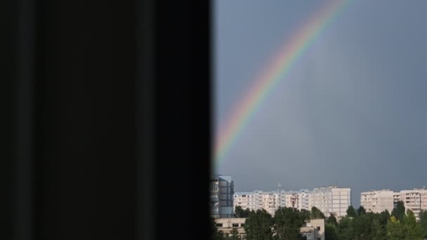 Bright Rainbow Sky City Big Colorful Rainbow Houses Strong Rainbow — Vídeos de Stock