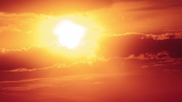 Dramatic Sunset Sun Rays Sky Orange Layered Clouds Timelapse Awesome — Wideo stockowe