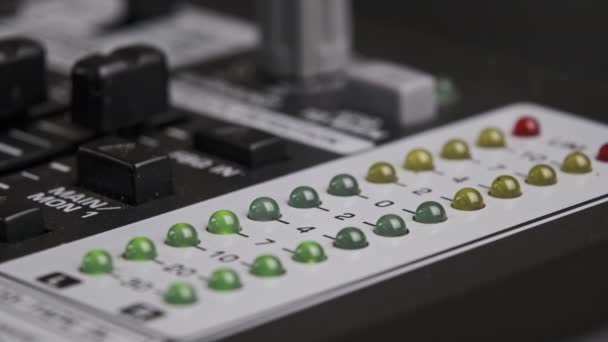 Led Indicator Sound Level Signal Mixing Console Close Shot Strip — Stok video