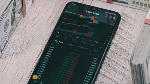 Cryptocurrency Prices Smartphone Screen Table Dollars Concept Crypto Trading Online — Stock Video