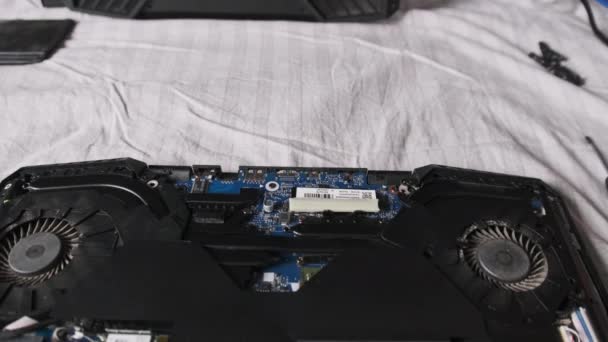 Laptop Repair Service Broken Laptop Lies Table Radio Master Motherboard — Stock Video
