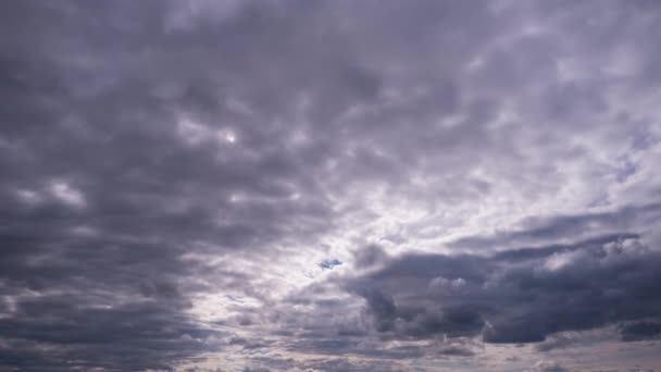 Cumulus Felhők Időapálya Mozog Égen Nyári Felhős Tér Sötét Világos — Stock videók