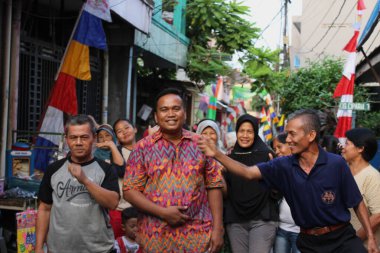 Cakarta, Endonezya - 08 17 2018: 72. Endonezya Bağımsızlık Günü 'nü kutlamak için yarışmaya katılacak olan beyler