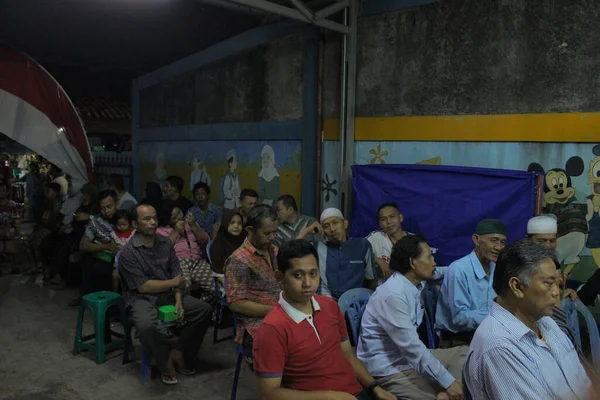 ジャカルタ インドネシア 2019 新しい居住者会長の選挙を目撃するために集まった招待客の表現 — ストック写真