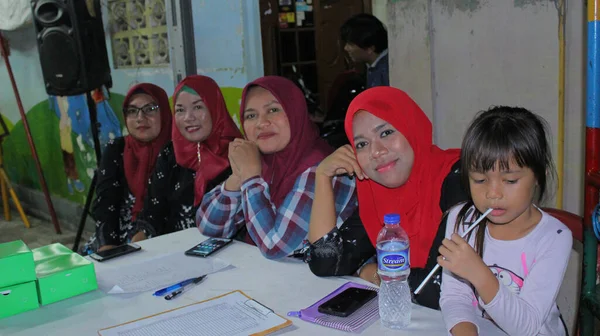 Jacarta Indonésia 2019 Expressões Sorridentes Mulheres Vestindo Hijabs Durante Eleição — Fotografia de Stock