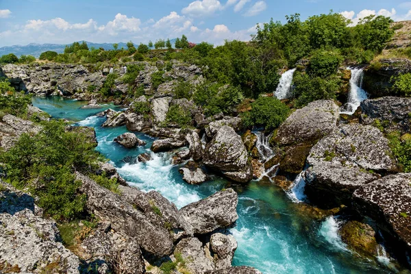 Rio Grande Rápido Transformando Cachoeira Podgorica Paisagens Pontos Turísticos Natureza — Fotografia de Stock