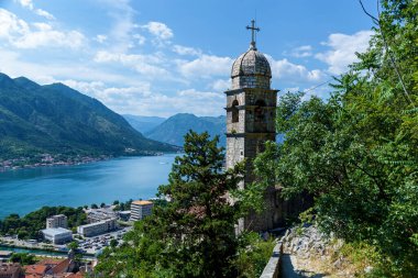 Kotor, Karadağ tarihi kentin havadan görünümü