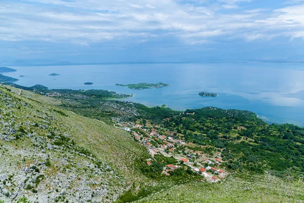 Kilátás Tóra Skadar Hegyi Útról Nemzeti Park Montenegróban Európában Gyönyörű — Stock Fotó