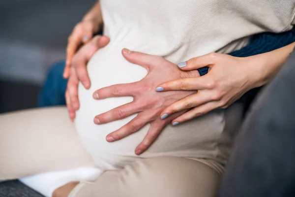 Close Image Pregnant Woman Stomach Man Embracing Stomach His Pregnant — Stock Photo, Image