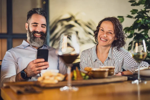 Happy Couple Sitting Restaurant Having Dinner Wine Spending Nice Time — Stock Photo, Image