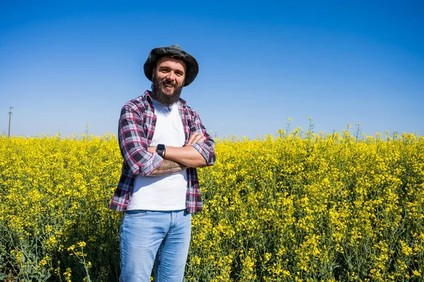 Portrait Happy Successful Farmer Who Standing His Rapeseed Field Rapeseed — Foto Stock