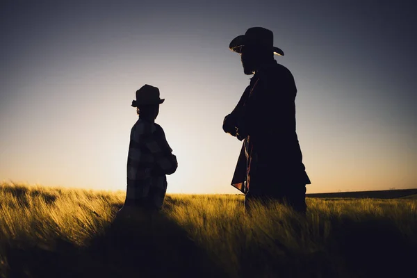 Partnership Agricultural Business Couple Working Together Farmers Cultivating Wheat — Stock Photo, Image