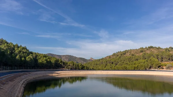 Artificial Lake Cultivation Manranges Algar Palancia Valencian Community Spain Close — Fotografia de Stock