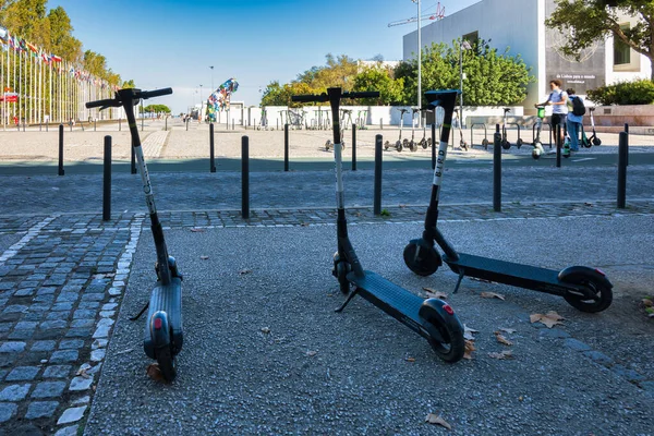 Lissabon Portugal Oktober 2021 Uitzicht Elektrische Scooters Parque Das Nacoes — Stockfoto