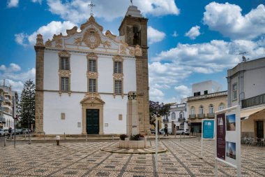 Algarve, Portekiz. 20 Mayıs 2022. Portekiz, Algarve 'deki Olhao şehrinin manzarası