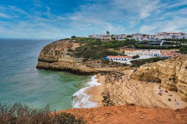 Portekiz, Algarve 'deki Ferragudo plajı manzarası