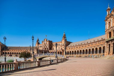 Sevilla, İspanya. 27 Ağustos 2022 İspanya 'nın merkezindeki Sevilla manzarası