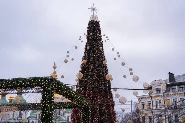 2021 Kiev Ucrania Árbol Navidad Cerca Catedral Sofía — Foto de Stock