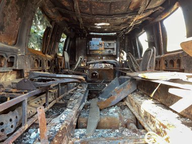 Kyiv bölgesi, UKRAINE 07.23.2022 Vyshgorod bölgesi: Rus işgal birliklerinin askeri teçhizatı.