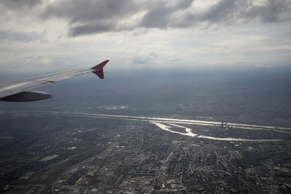 Bécs Egy Repülőgép Ablakából Kilátással Danube Koncepció Turizmus Utazás — Stock Fotó