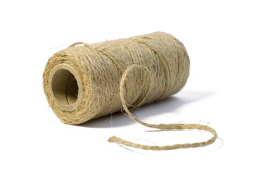 Jüt sicim, doğal jüt sicim, makro çekim. Jute iplik dokusu beyaz arkaplan görünümünde izole edildi