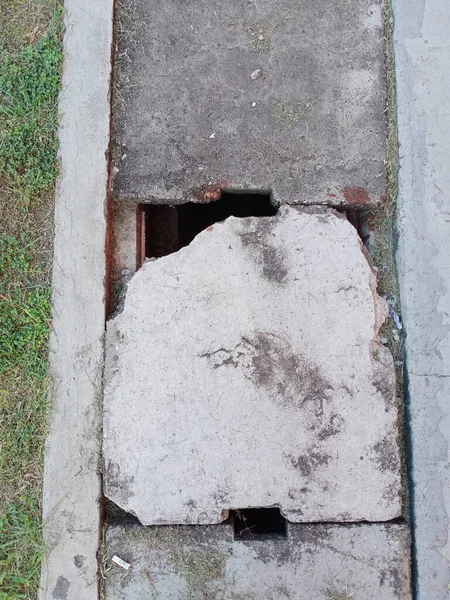 Concrete hatch cover Stock Photos, Royalty Free Concrete hatch cover