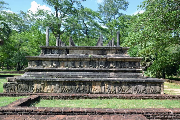 Sri Lanka Polonnaruwa Park Archeologiczny Ornament Płaskorzeźba — Zdjęcie stockowe