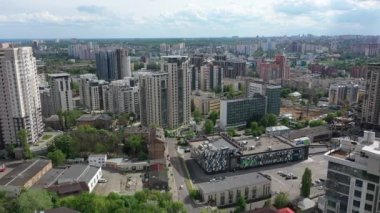 Kyiv şehrinin Pechersky bölgesinde uçuş