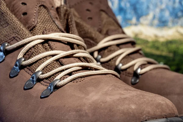 Close Detail Van Veters Van Enkele Bergschoenen — Stockfoto