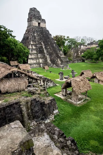 Plaza Principal Las Ruinas Mayas Con Templo Del Gran Jaguar — Foto de Stock