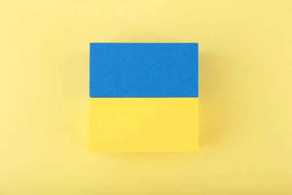Deitado Plano Criativo Com Bandeira Nacional Ucrânia Feita Retângulos Brinquedo — Fotografia de Stock