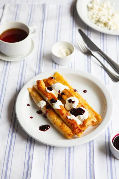 Fried Stuffed Pancakes Blintzes Russian Thin Pancakes Cottage Cheese Sour — стокове фото