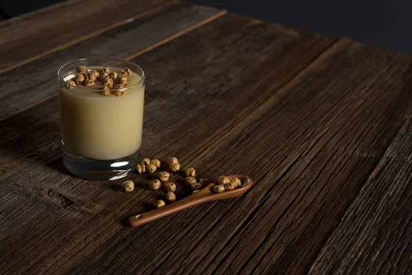 Geleneksel Türk Tatlısını Arttır