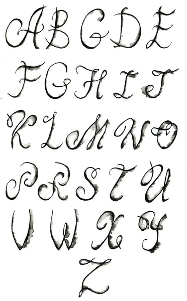 Letras del alfabeto artístico, dibujadas a mano con tinta aislada sobre blanco. Black fuente . — Foto de Stock