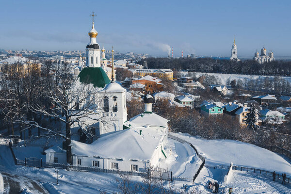 Город Владимир в зимний день.