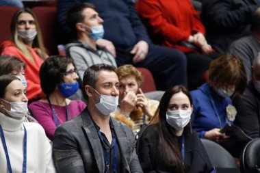 Zenit taraftarları, Zenit ve UNICS arasında Saint Petersburg 'daki Sibur Arena' da oynanan VTB Birleşik Lig basketbol karşılaşmasında eylem halinde görüldü.