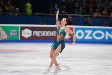 Saint Petersburg, Rusya - 25 Aralık 2021: Rus milli takımı 2022 Artistik Patinaj. Kadınlar - Serbest Paten. Elizaveta Tuktamysheva.